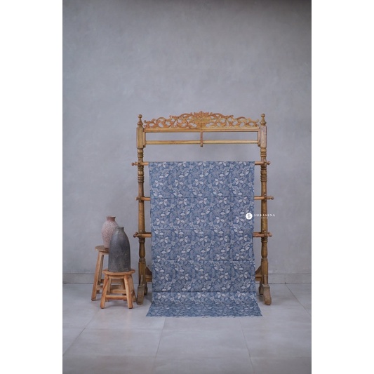 KAIN BATIK MOTIF DAUN