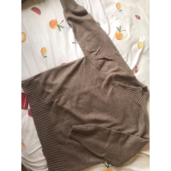 GU ori sweater oversize