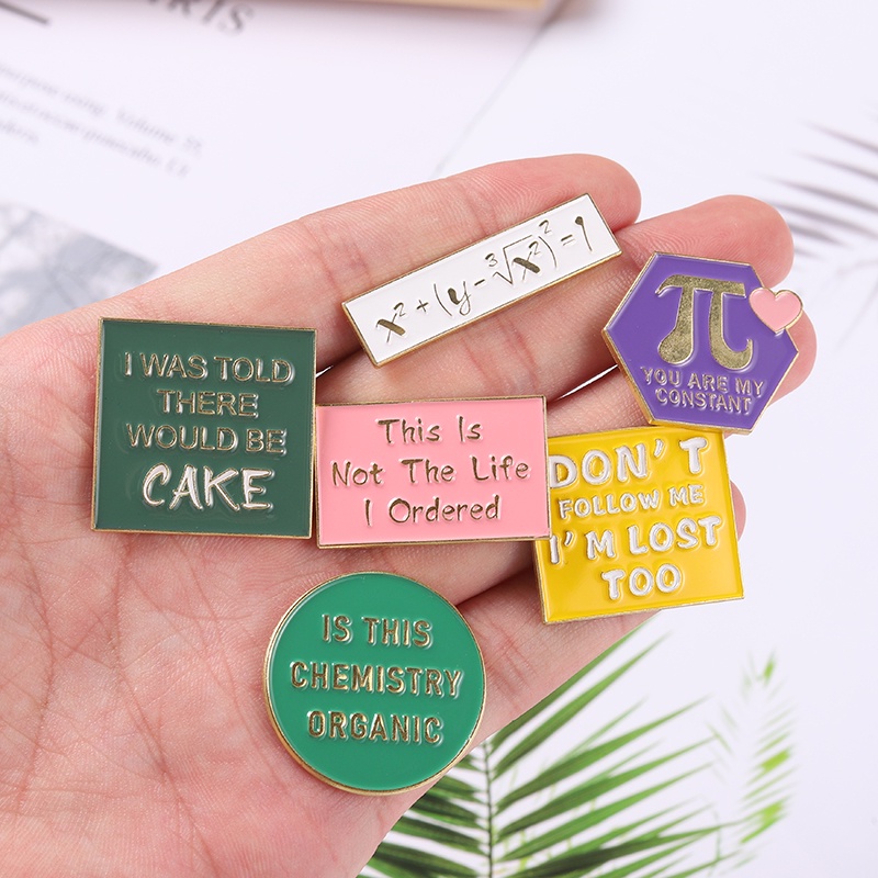 Bros Pin Enamel Desain Quote Matematika Untuk Hadiah Teman