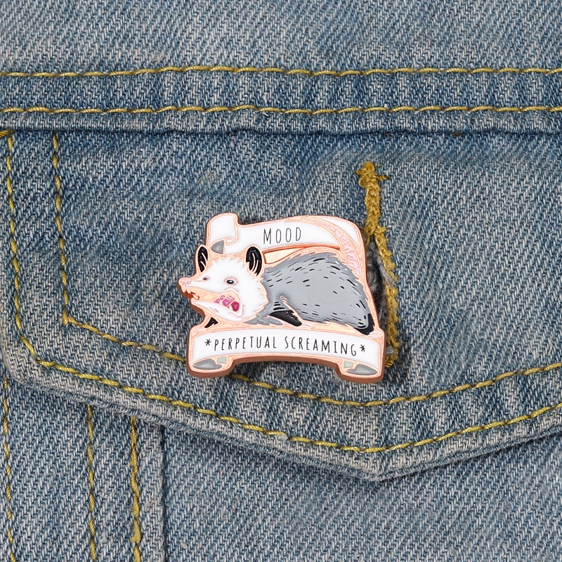 Bros Pin Enamel Bentuk Kartun Hewan Possum