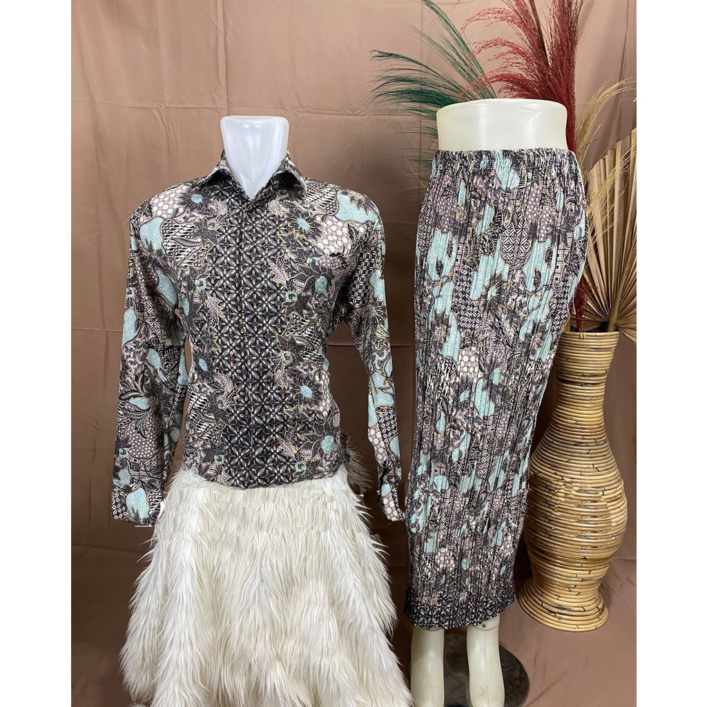 READY JUMBO!!! Batik Couple  Rok Plisket &amp; Kemeja Batik Lengan Panjang / Couple Tunangan/ Batik couple / baju batik couple / batik set / batik lengan panjang / rok set