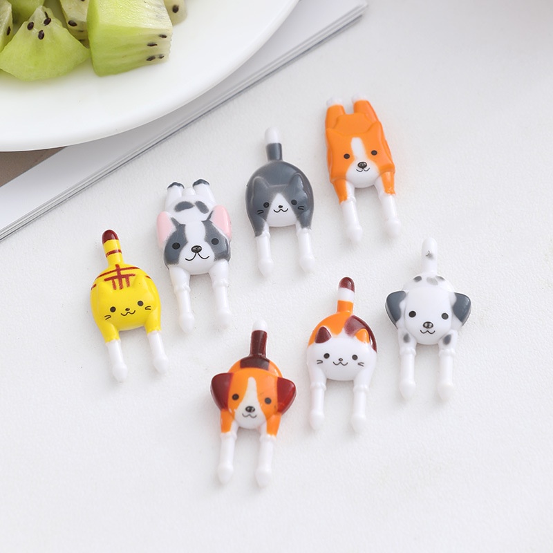 7pcs / Set Garpu Buah / Kue / Dessert Mini Bentuk Kartun Anak Anjing Bahan Plastik Untuk Anak