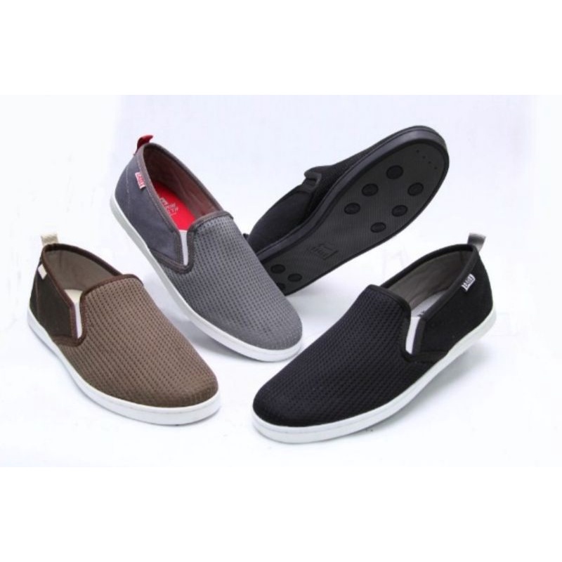 sepatu slip on pria eagle Urban