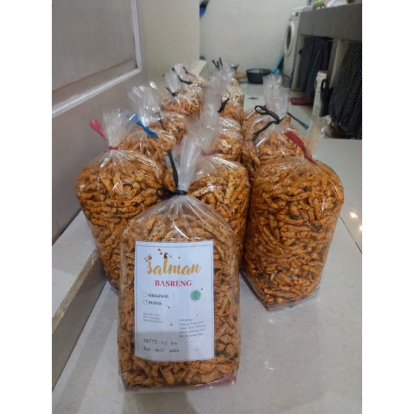 

BASRENG STIK PEDAS DAUN JERUK 1KG
