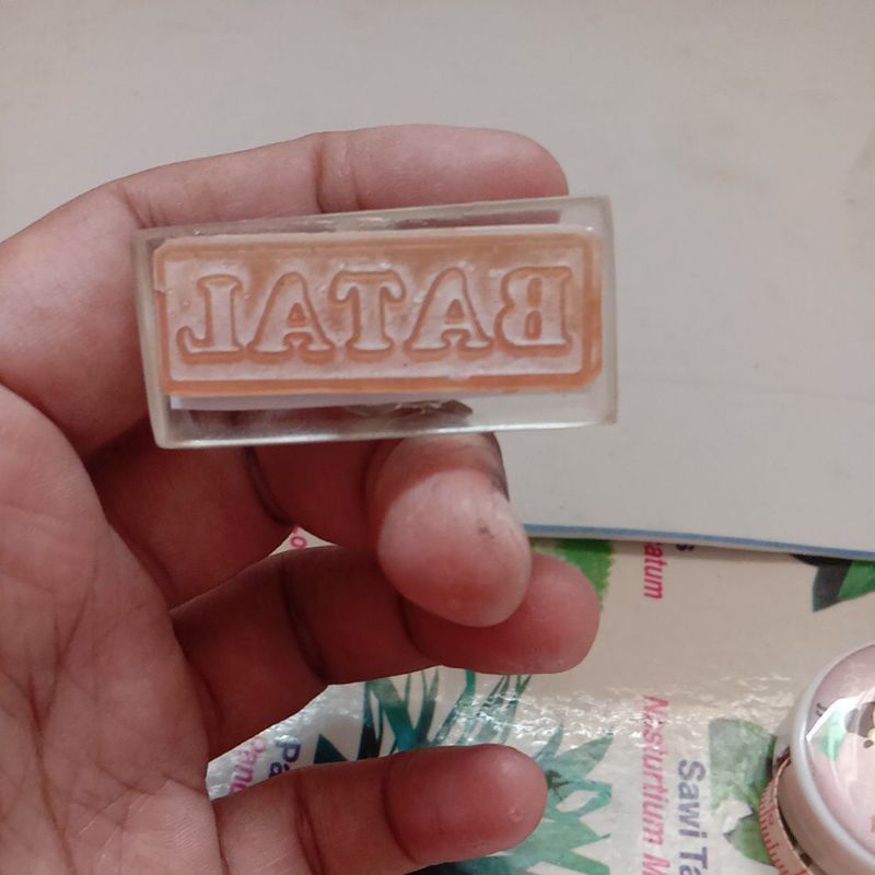 

stempel acrylik tulisan BATAL