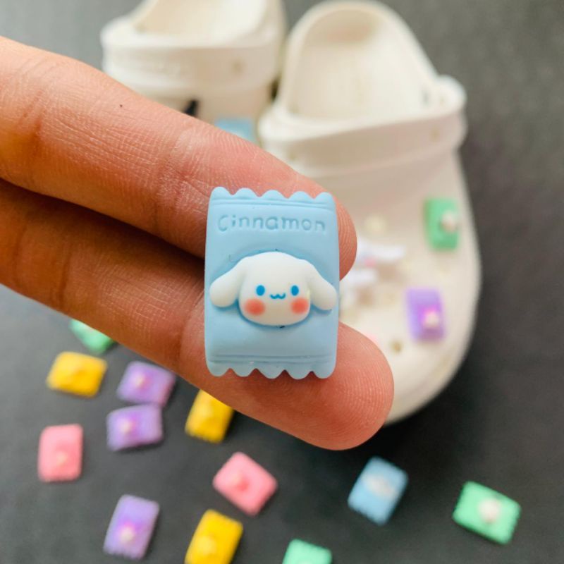 Saiia store Hiasan sandal spafu Cross - Jibbits Canddy karakter lucu