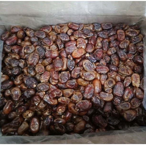 

Kurma Kholas Khalas / khalas Al Saad Dates 1kg Repack