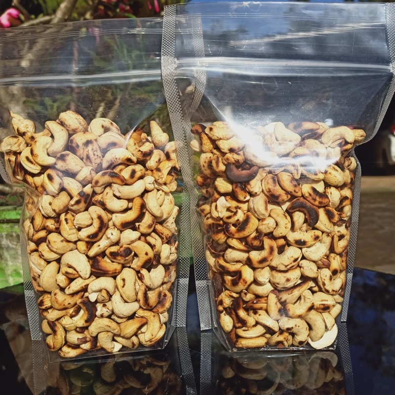 

Kacang Mete Matang Bakar/Tanpa Minyak