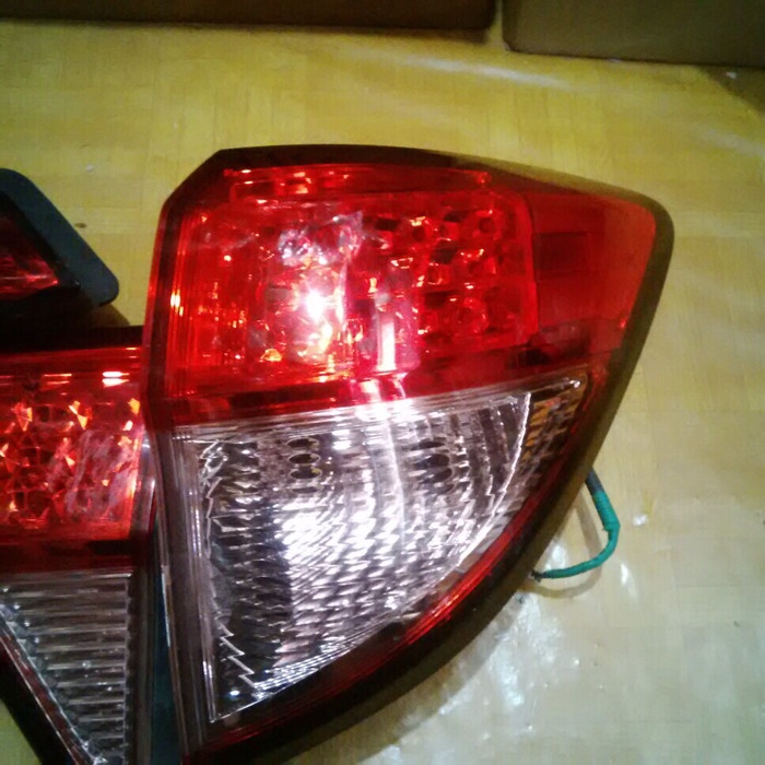 {BEKAS} Stoplamp Honda HRV Diskon