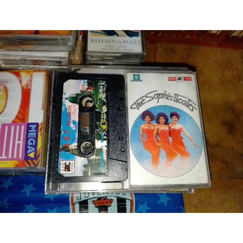 kaset pita:The Sophisticates