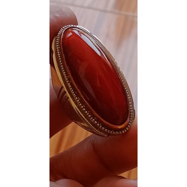 Batu cincin pandan merah