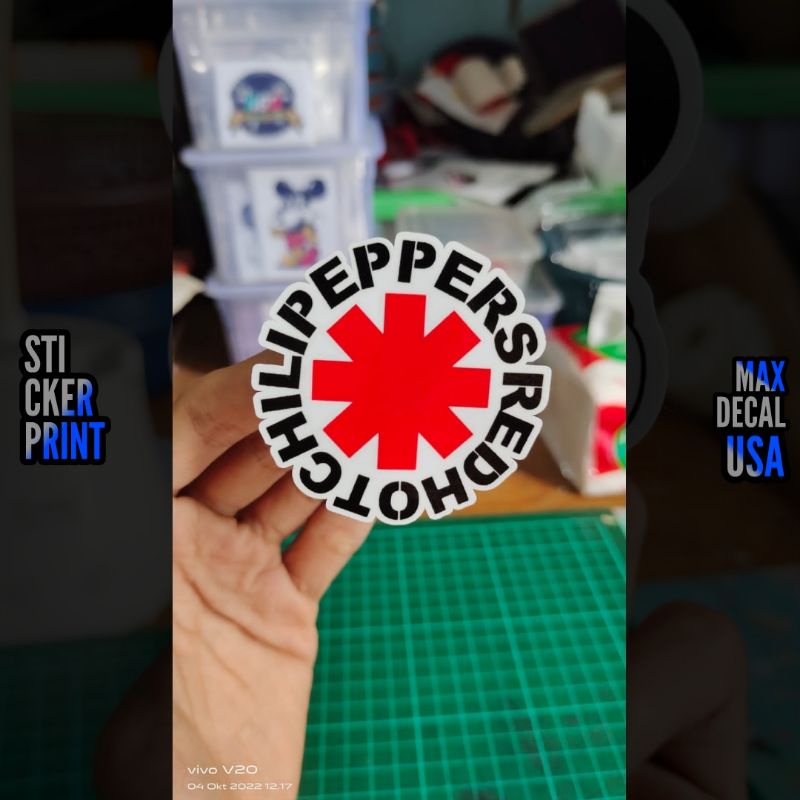 

STIKER RED HOT CHILISPEPPERS STICKER PRINT ANIME LOGO DLL