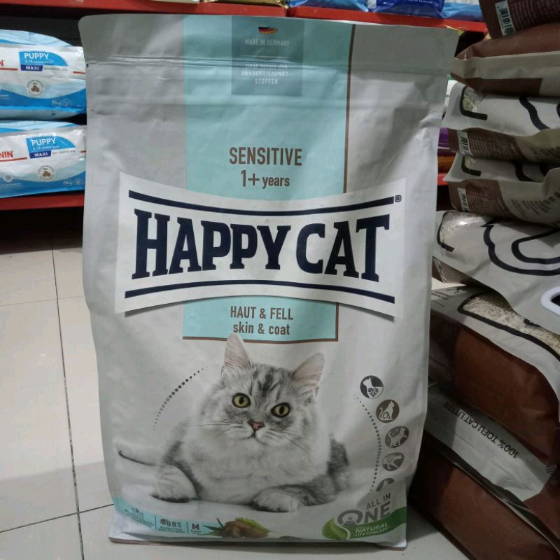 HAPPY CAT SENSITIVE Skin &amp; Coat 4kg makanan kucing dewasa happy cat