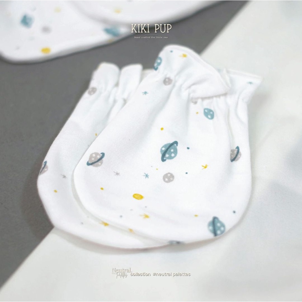 Kiki Pup - Mittens &amp; Socks / Sarung Tangan Sarung Kaki Bayi Newborn Unisex