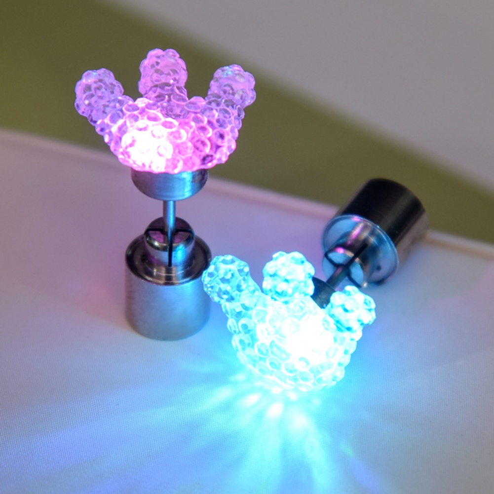 Anting Bentuk Bintang Dan Hati Aksen Berlian Dengan Led Luminous