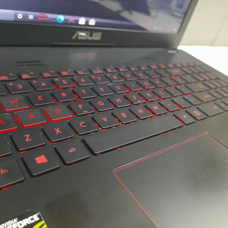 Laptop Gaming Asus ROG GL552VXK Cor i7-6700HQ Ram 8GB/ HDD 1TB Nvdia Geforce GTX950M  SIAP EDITING DESAIN