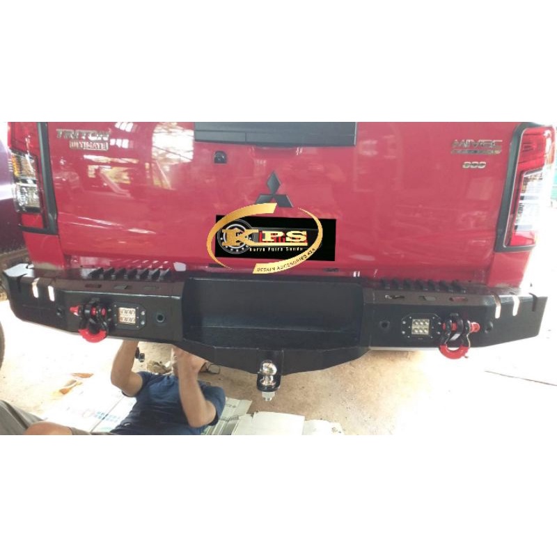 bemper belakang mitsubishi triton 2020