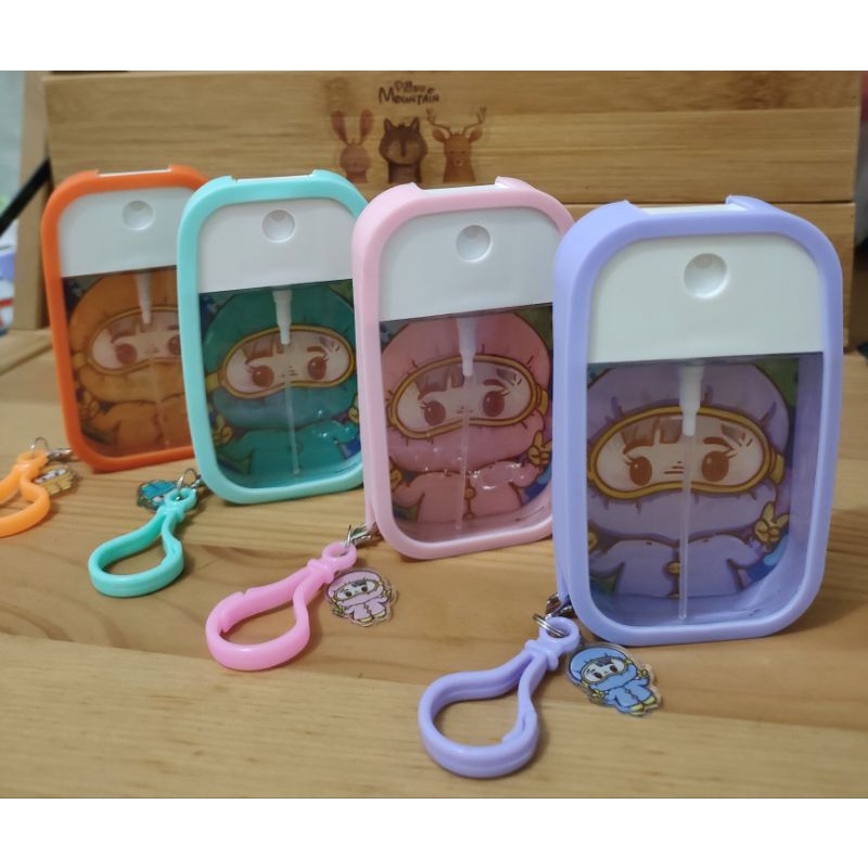 Botol hand sanitizer lucu