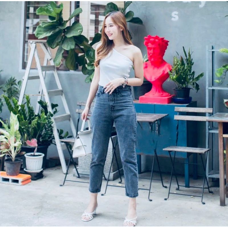 BOYFRIEND JEANS SNOWBLACK NON STRETCH SIZE 27-34 / CELANA JEANS PANJANG WANITA