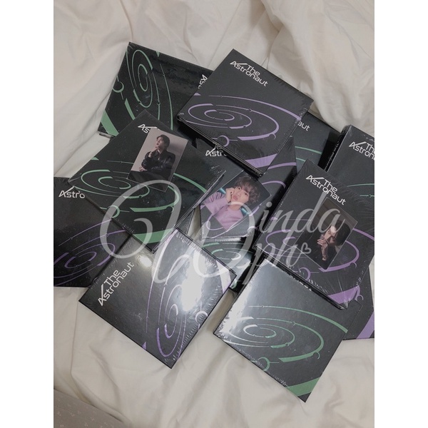 The Astronaut Jin inc. LD M2U