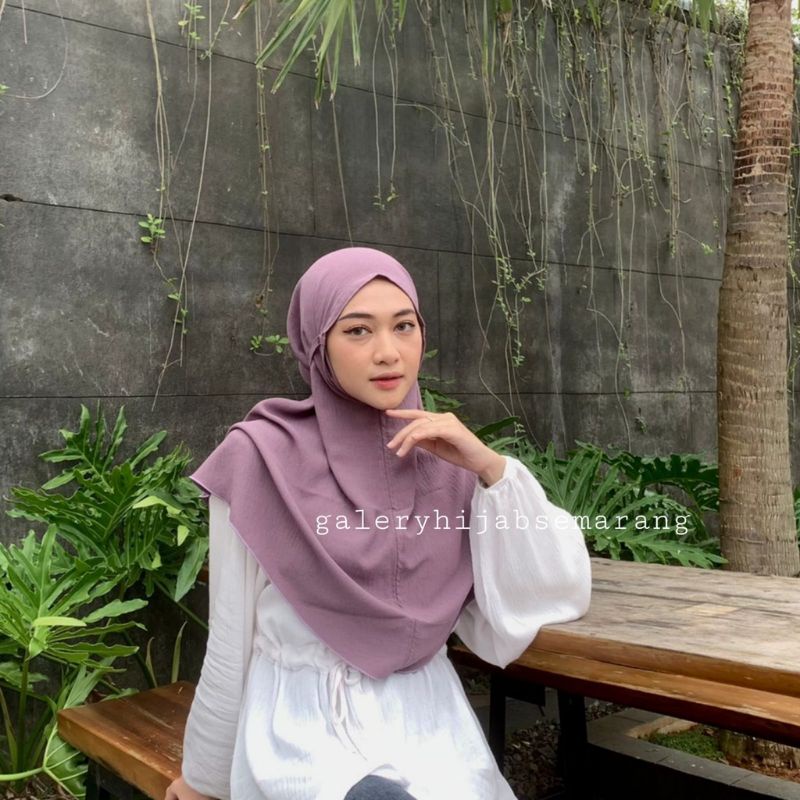 Hijab Bergo Maryam Kancing crinkcle/air flow premium