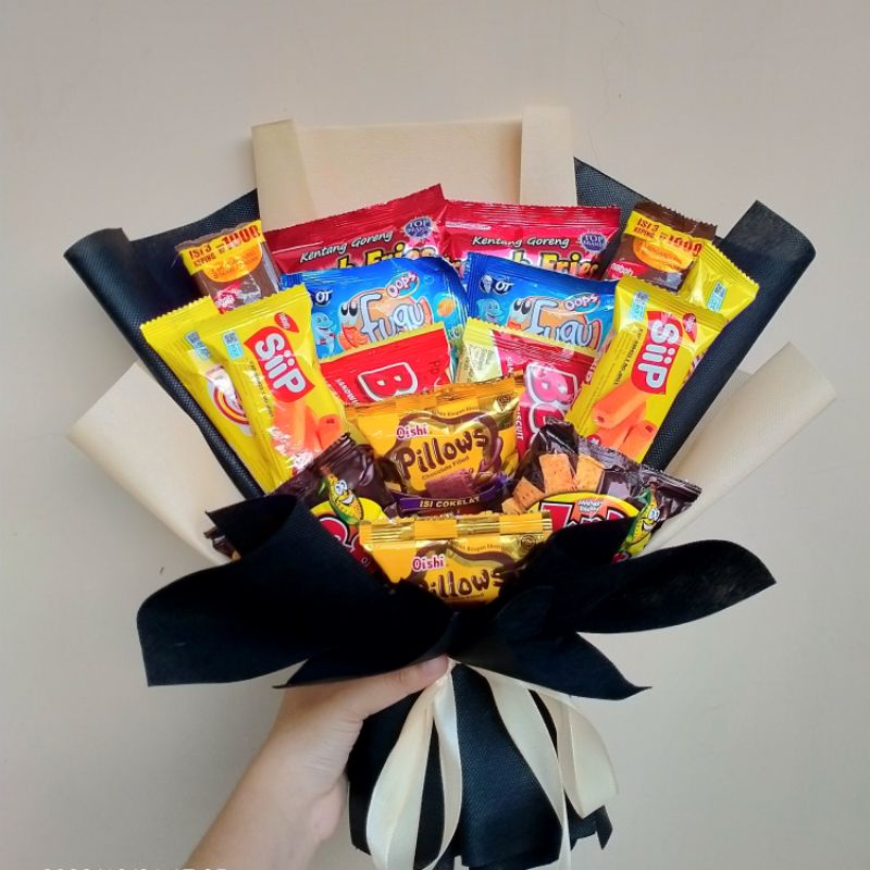 

BUCKET SNACK | BUKET MAKANAN | BUKET JAJAN | BUKET WISUDA & ULANG TAHUN