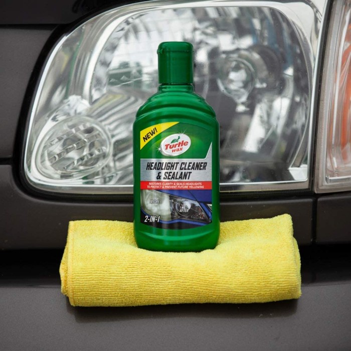 Turtle Wax HEADLIGHT CLEANER &amp; SEALANT 266 mL