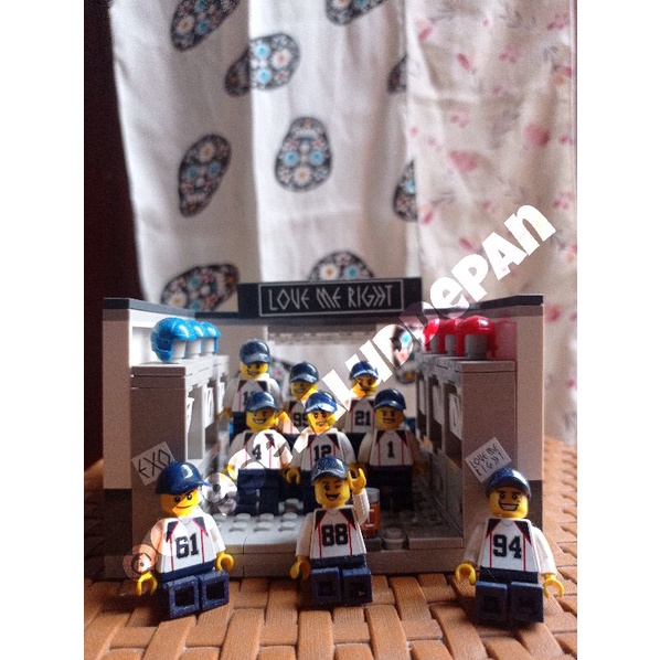 LEGO EXO LOVE ME RIGHT