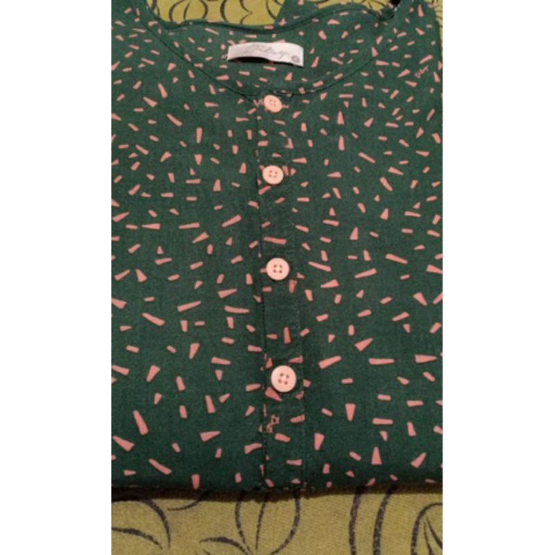preloved ditsy flakes seaweed size S