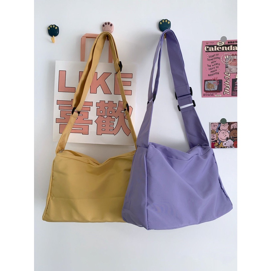 ♧Kain Nilon Kasual Warna Solid Liar Tas Mahasiswa Sastra Lebar Tali Bahu Pria dan Wanita Retro Jepang Satu Bahu Messenger Bag