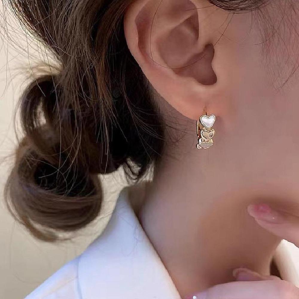 Mxbeauty Cinta Hati Anting Hoop Logam Kecil Zirkon Trendi Lucu Wanita Aksesoris Trend Perempuan Gadis Chrismas Hadiah