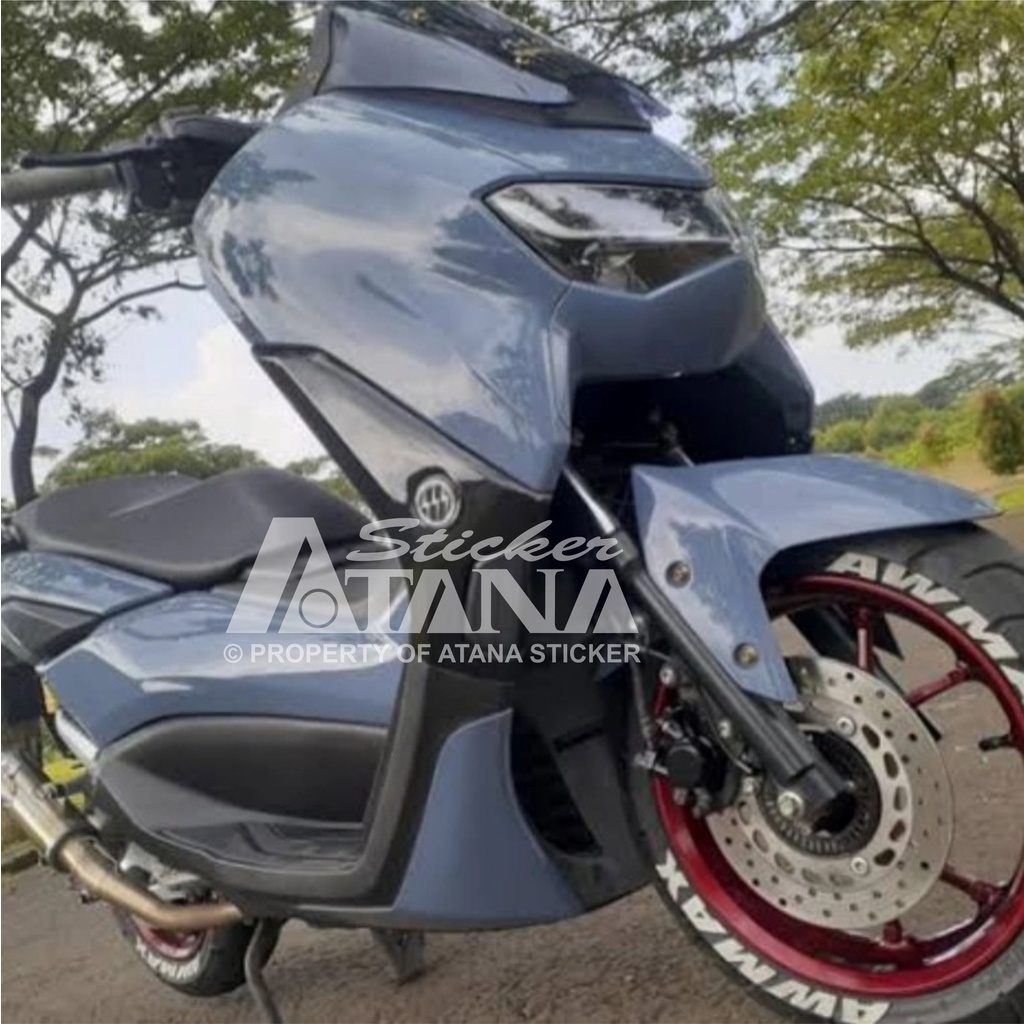 Skotlet Silver Glossy Scotlet Abu Muda Tua Gloss Stiker Grey Kilap Metalik Sticker Perak Meteran Decal Roll Scotlite Body Sepeda Motor Matic Scotlight Mobil Tiang Dekorasi Kaca Aquarium PCX NMAX Lexi Beat Vario Avanza Xenia Brio Xpander L300 Scoopy Ninja