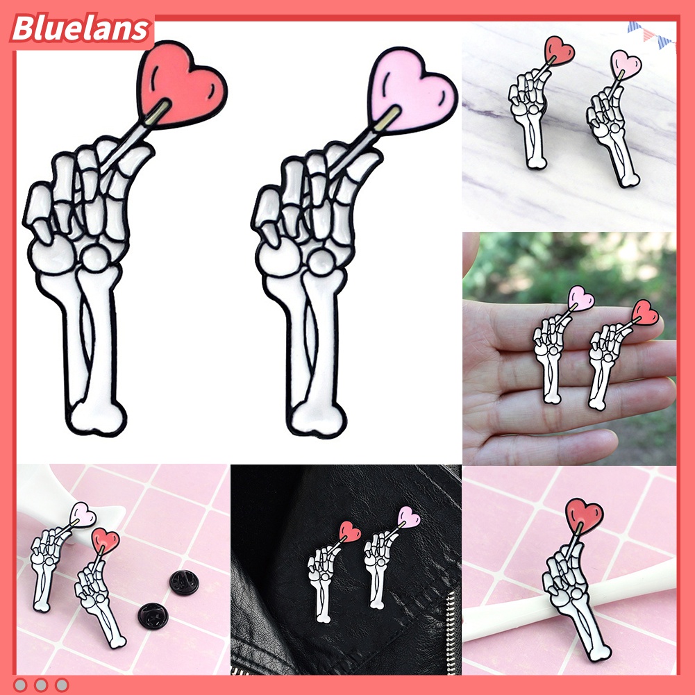Bros Pin Enamel Bentuk Kerangka Tangan Hati Untuk Dekorasi Halloween