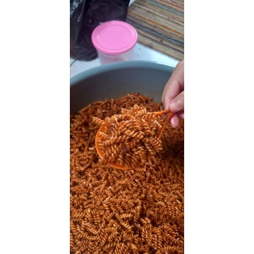 

makaroni spiral cikruh pedas murah kiloan 250gr