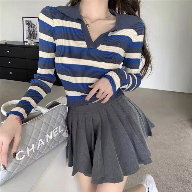 YIU YIU Rajut - Atasan Knit Wanita Lengan Panjang Korean Style V-neck Inner Stripe Top