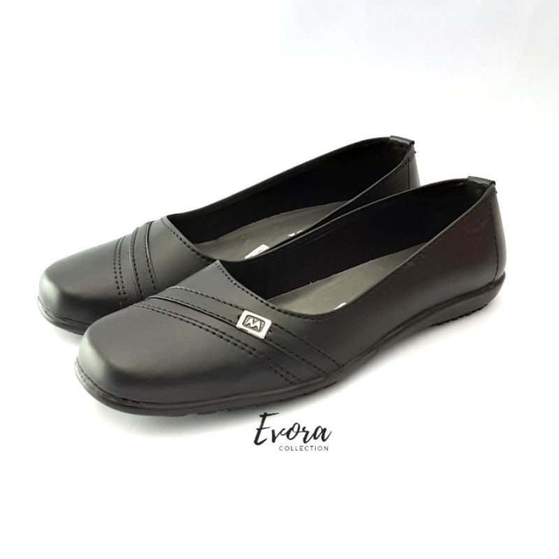 Sepatu pantofel wanita F1 Trep // Sepatu sekolah kerja kantor formal warna hitam sepatu dinas // Sepatu pantofel wanita slip on