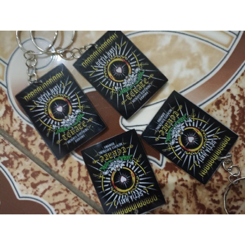 GANTUNGAN KUNCI PSHT AKRILIK-GANTUNGAN KUNCI PSHT | gantungan kunci terate akrilik 2sisi-GANTUNGAN K