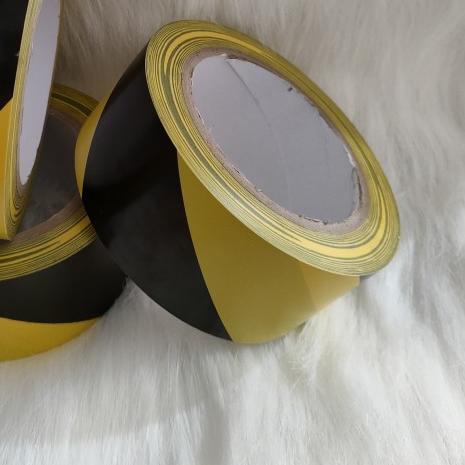 

LAKBAN PVC MARKING TAPE/POLICE LINE 2inch KUALITAS IMPORT