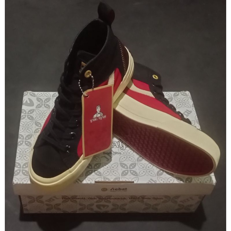 Ventela x Never Too Lavish x Yang Ayam (Sang Sekerta Lohita)