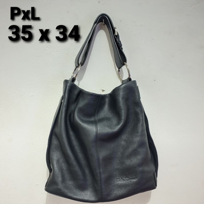 salvatore ferragamo bag preloved