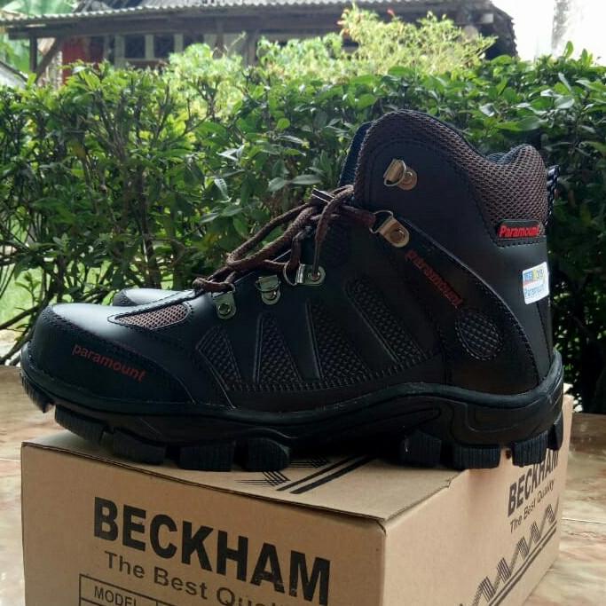 SEPATU SAFETY PARAMOUNT HITAM