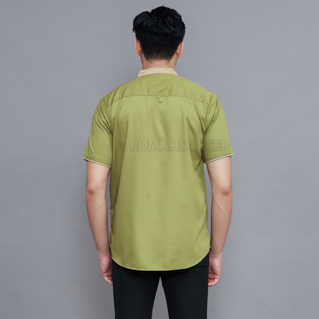 Baju Kemeja Koko Dewasa Lengan Pendek Polos AKHTAR Bahan Katun Adem Warna Olive Tersedia Ukuran S M L XL XXL