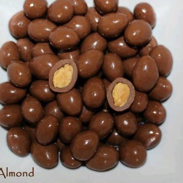 

SALE!!Coklat Almond Lezat Bergizi 500 gram|RA6