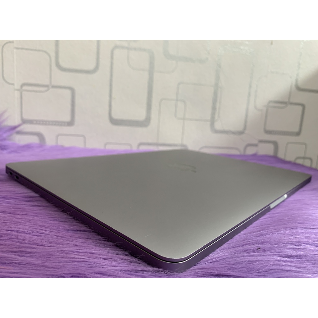 MacBook Pro Retina 2017 13in Core i7 8GB SSD 128GB