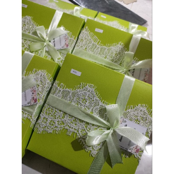 Paperbag Box Kardus Hampers Kado Bridesmaid