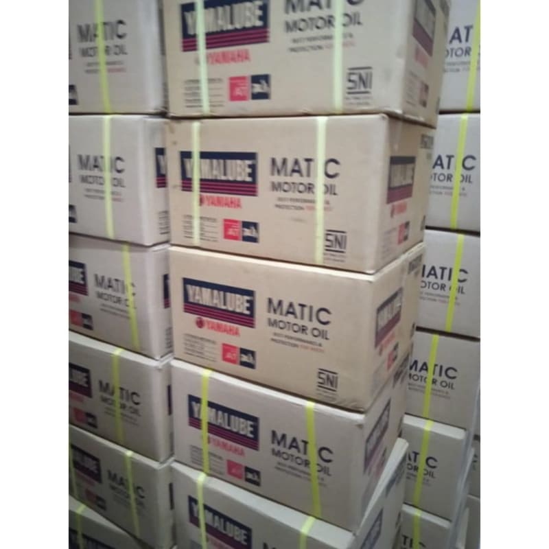 OLI Yamalube matic 800 ml..( new.)...1 dus isi 24 btl