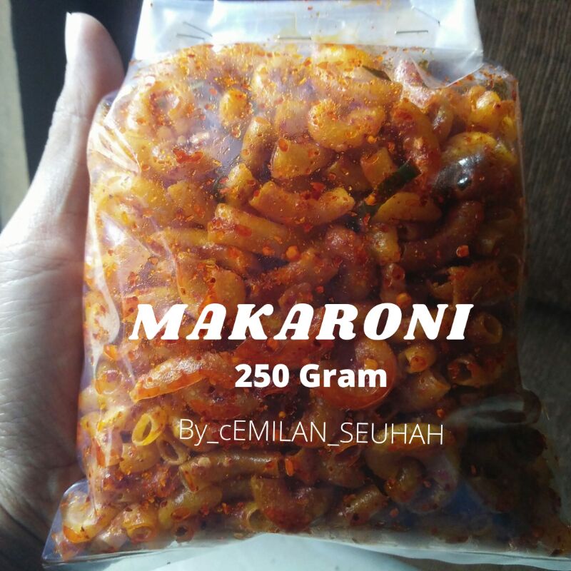 Makaroni Pedas Daun Jeruk Isi 250 Gram