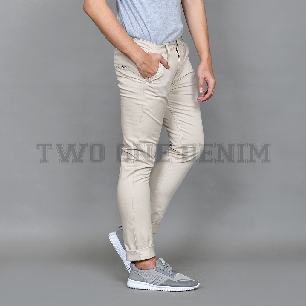 TWO ONE Celana Chino Pria Panjang Slim Fit - Chino Panjang Pria Dewasa Krem