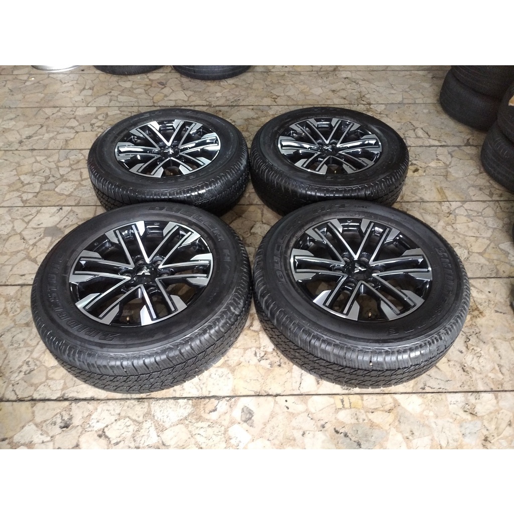 velg mobil original new pajero facelift ring 18 lebar 7,5 pcd 6x139,7 ban bridgestone 265/60r18