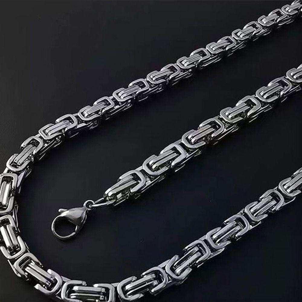 Kalung Choker Rantai Klavikula Bahan Titanium Steel Gaya Punk Hip-Hop Korea Untuk Pria